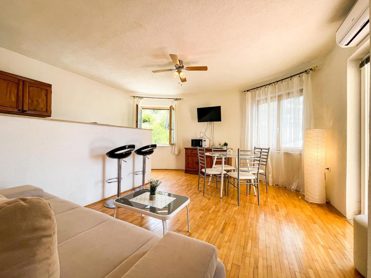 Vacation Rentals Croatia Split Buitenkant foto